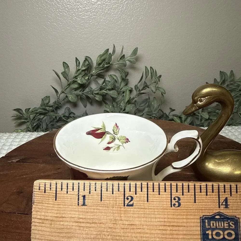 Elizabethan add timeless